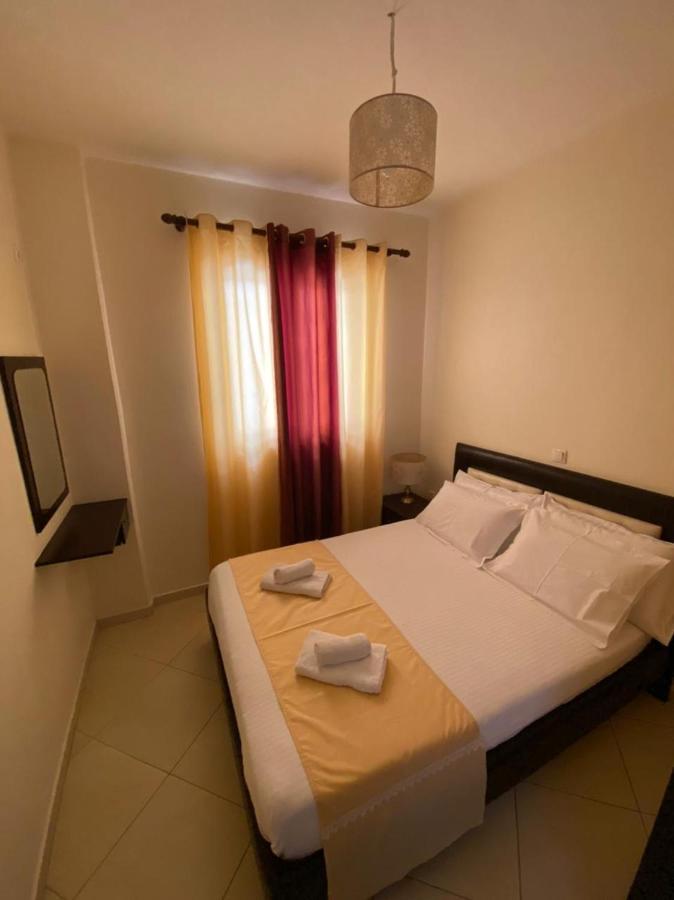 Paradiso Apartments Sarandë 外观 照片