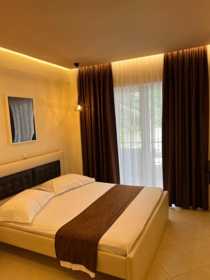 Paradiso Apartments Sarandë 外观 照片