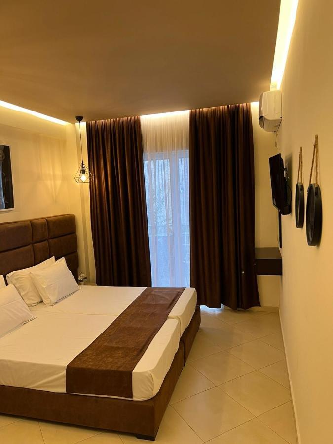 Paradiso Apartments Sarandë 外观 照片