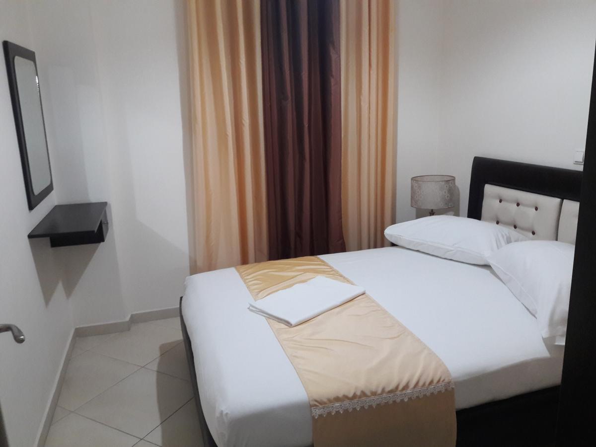 Paradiso Apartments Sarandë 外观 照片